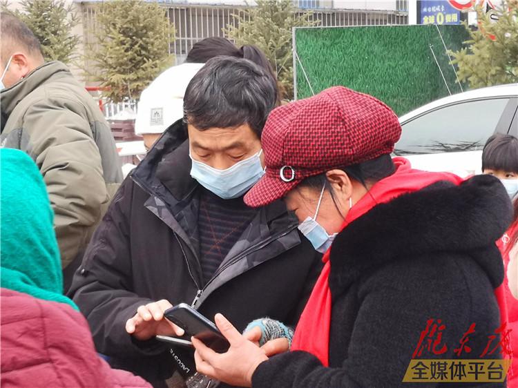 處處掃碼 處處碰壁——手機掃碼時代老年人尷尬如何解？