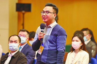 “走過千山萬水，從沒有忘卻來時(shí)的路”