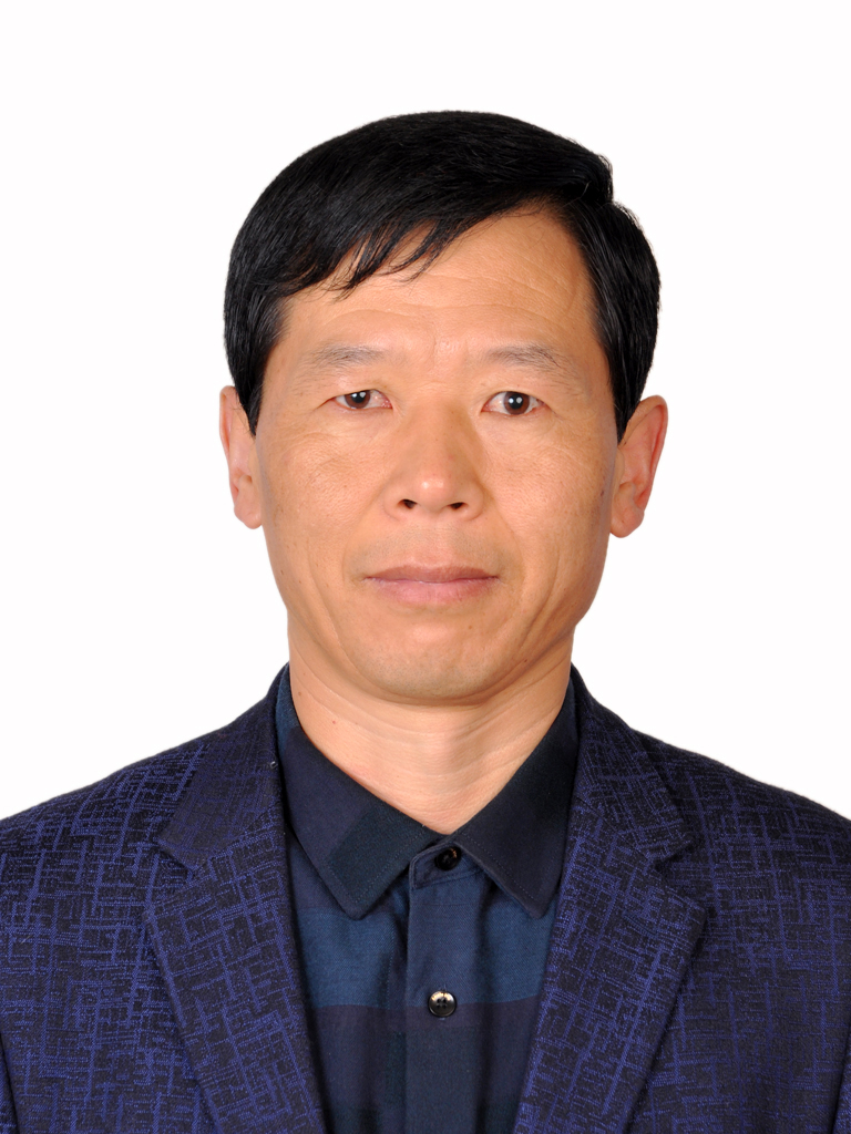 【慶陽市優(yōu)秀共產(chǎn)黨員風(fēng)采】王亞軍：躬耕講臺(tái)二十余載 潛心育人潤(rùn)物無聲