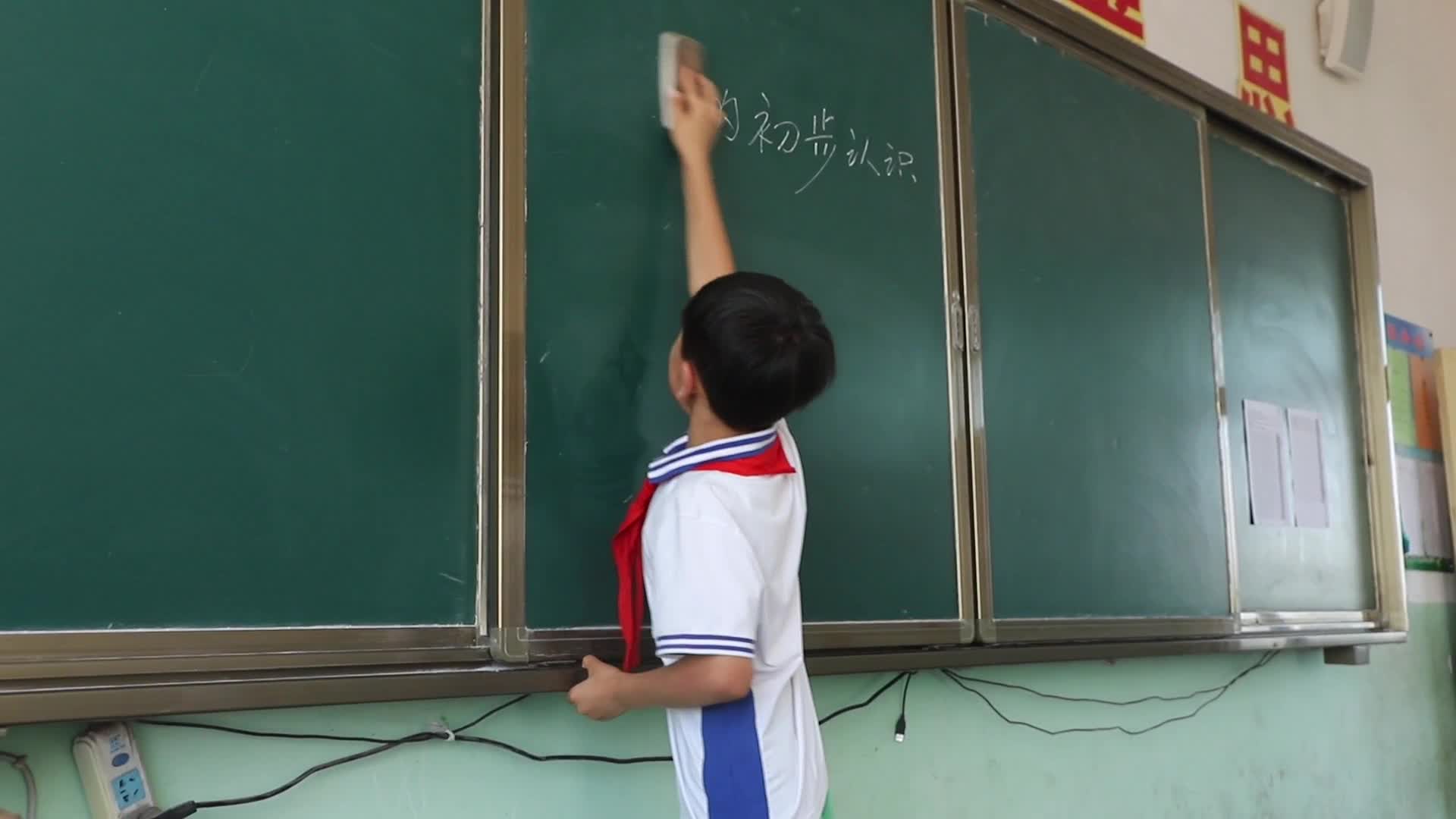 【新時(shí)代慶陽(yáng)好少年·馬宏發(fā)】眼里有光，心中有愛(ài)