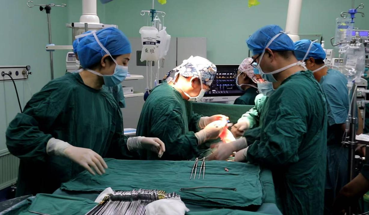 甘肅慶陽成功實施首例體外循環(huán)下心臟瓣膜手術